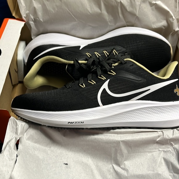 Nike Zoom Pegasus 39 Saints DR2057-001 Running Shoes NEW FINAL SALE - Picture 3 of 9